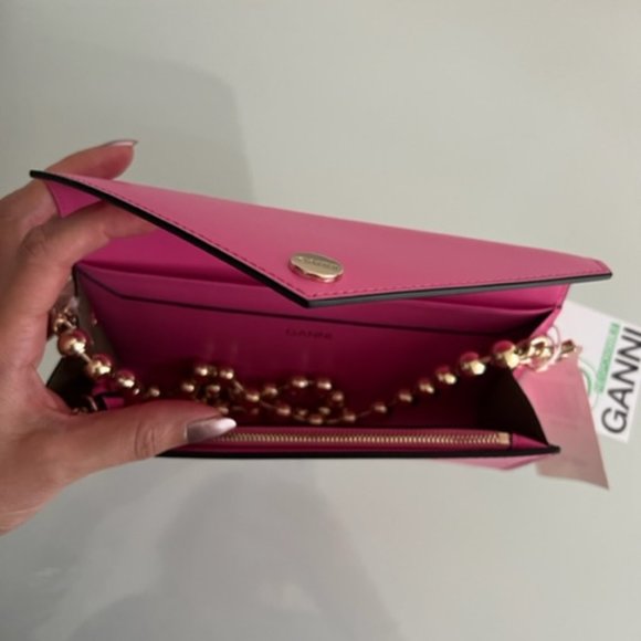 GANNI Banner Recycled Leather Wallet on Chain - Picture 2 of 13